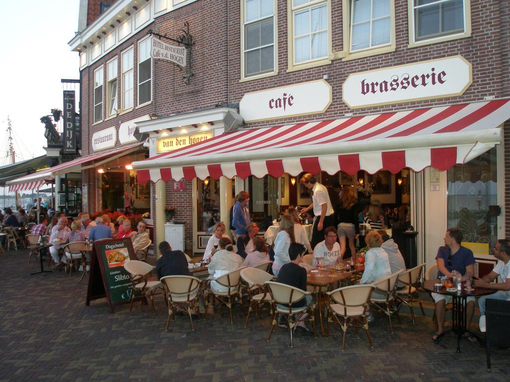 Hotel Cafe Restaurant Van Den Hogen Volendam Esterno foto